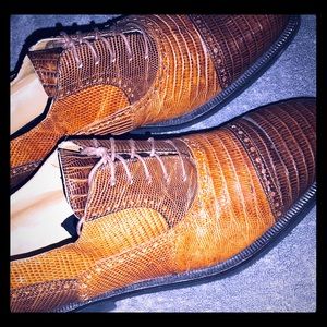 Men’s dress shoes, gator/ostrich skin.